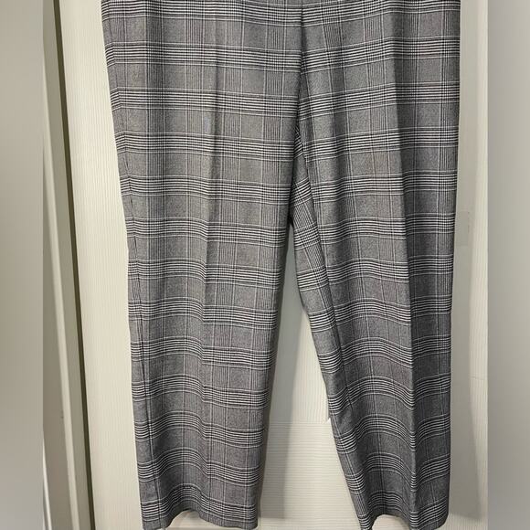 Talbots Heritage Glen Plaid Black White Crop Contemporary Trouser Work Pants 10 - Picture 5 of 5